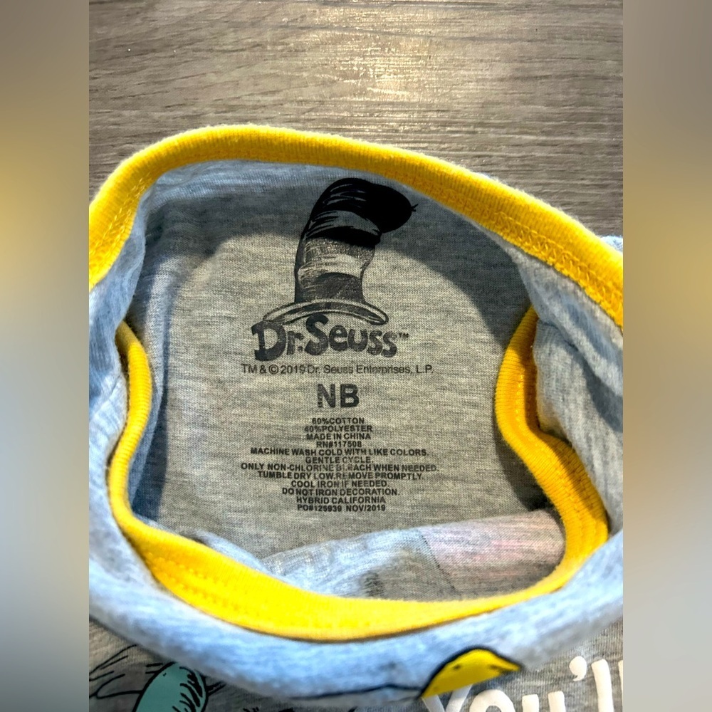 Newborn Dr. Seuss Onesie NB - Picture 2 of 3